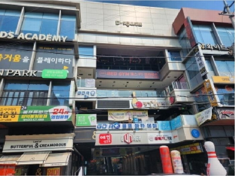 2025타경8277 대구광역시 중구 동성로3길 20, 디스퀘어 3층 302호 근린상가 경매 이미지