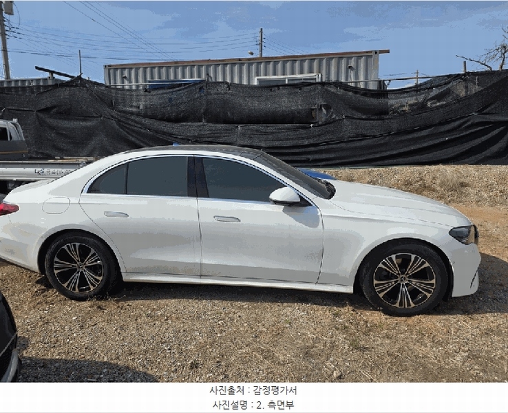 2026타경60508 경기도 파주시 상지석동 151-3, 상지물류 Mercedes-Benz E 200 경매 이미지
