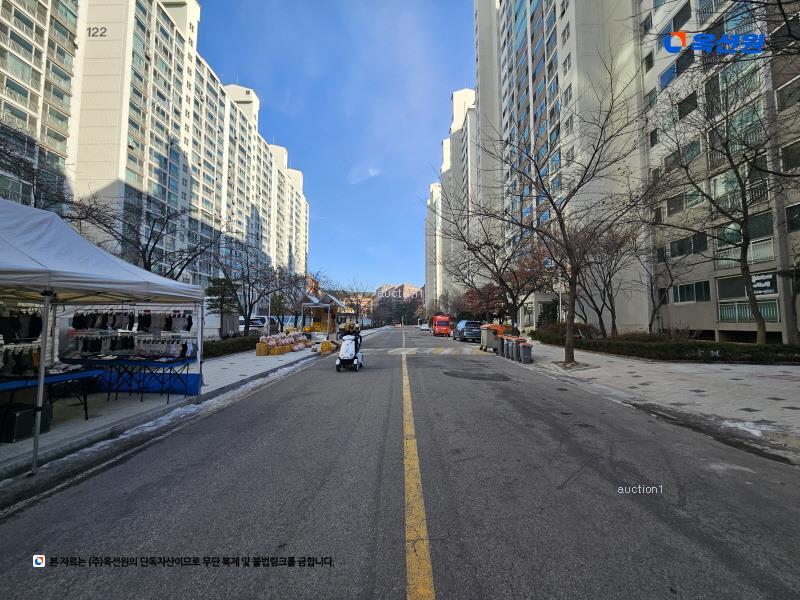 2026타경60415 경기도 고양시 일산서구 일현로 140, 큰마을대림아파트 102동 20층 2001호 아파트[공급33평형] 경매 이미지