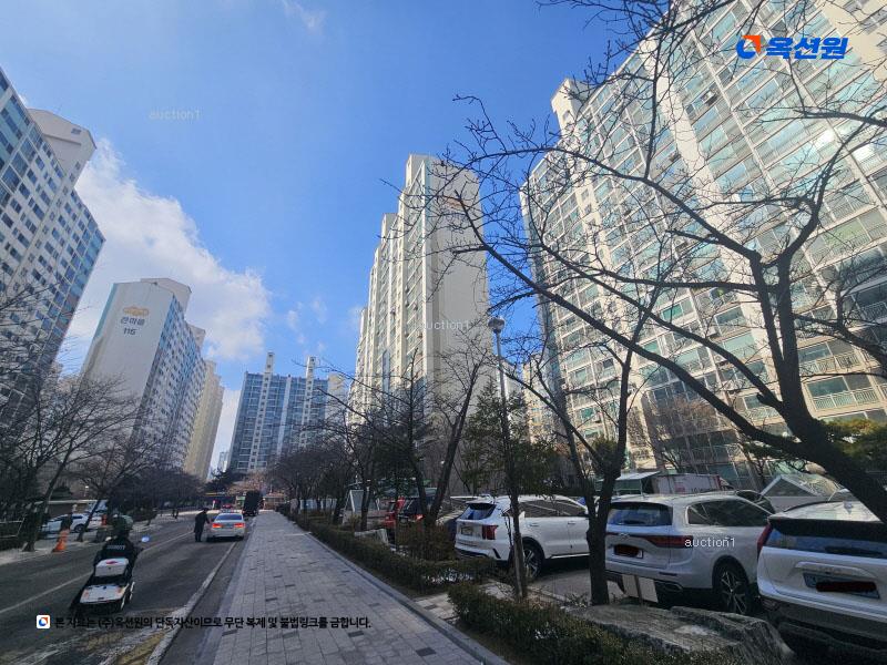 2026타경60415 경기도 고양시 일산서구 일현로 140, 큰마을대림아파트 102동 20층 2001호 아파트[공급33평형] 경매 이미지
