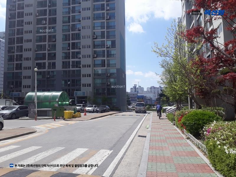 2026타경10246 충청남도 천안시 동남구 서부대로 226-11, 향촌현대아파트 304동 10층 1005호 아파트[공급28평형] 경매 이미지