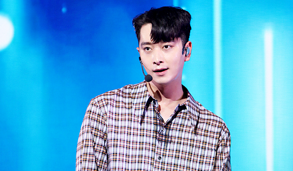 2PM 황찬성, 8살 연상 아내 딸 출산 '아빠 됐다'