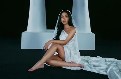 마마무 화사, 솔로 콘셉트 포토 공개...'석고상 여신美'