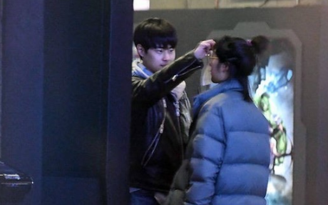 조병규♥김보라, 데이트 현장 포착...다시 떠오르는 열애설
