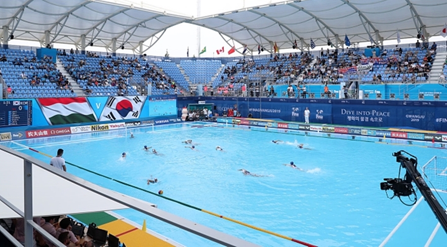 수구경기장서 몰카 찍은 일본인 "근육질 여자선수 보니...몰래 촬영"