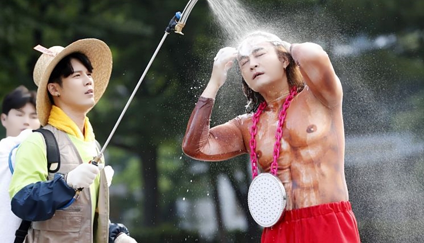 노라조, 출근길에 머리까지... 역대급 퍼포먼스