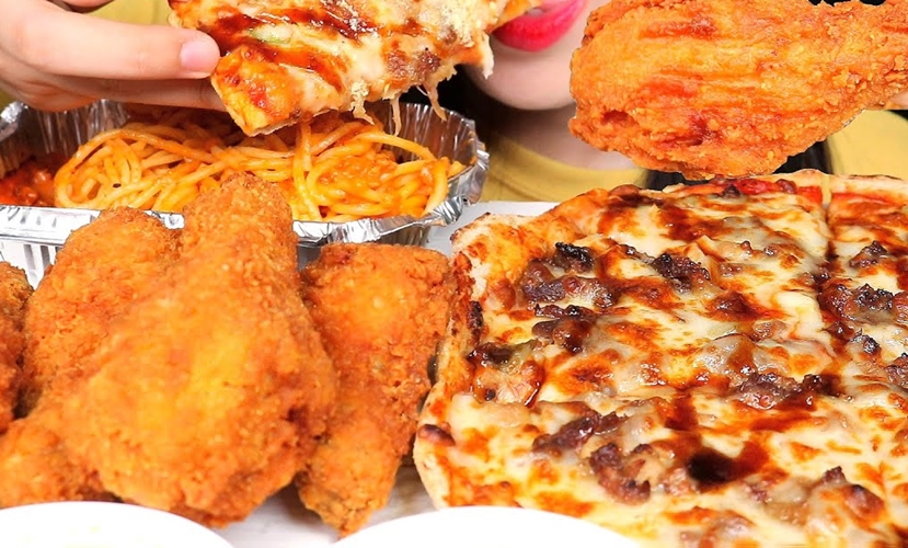 '치킨'vs'피자' 평생 공짜로 먹을 음식 한 가지를 고른다면 당신의 선택은?